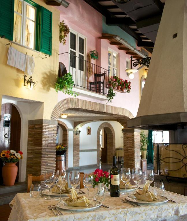Hotel La Bella Venere Caprarola Exterior photo
